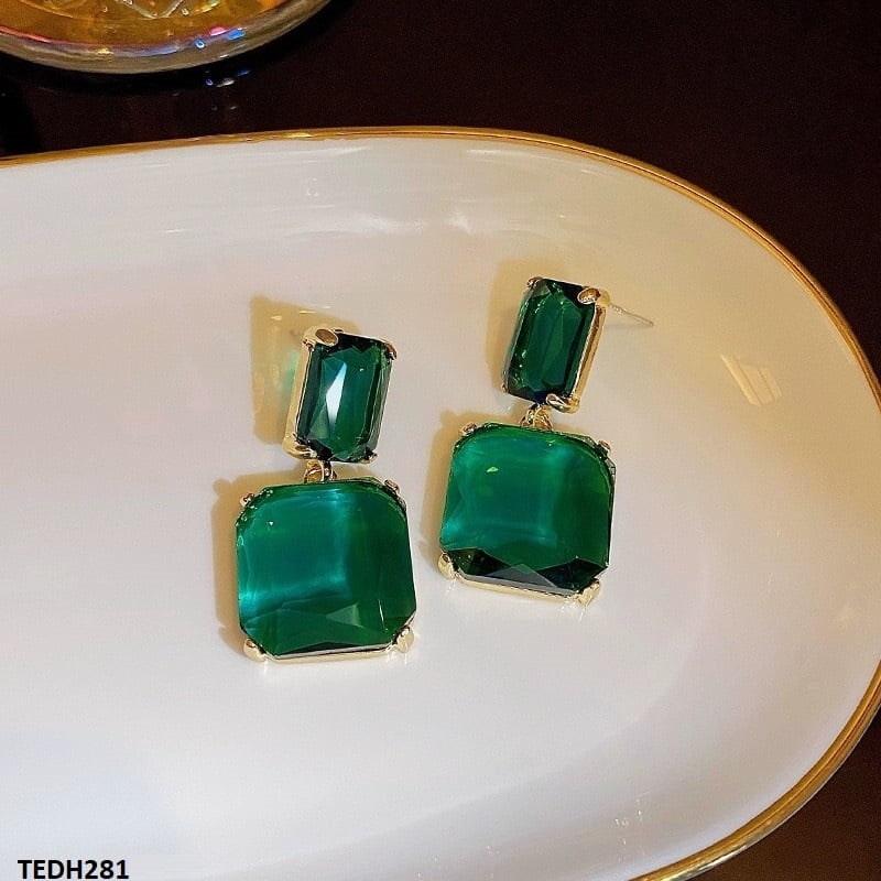Emerald Green Earrings