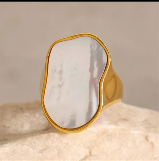 Statement white Ring