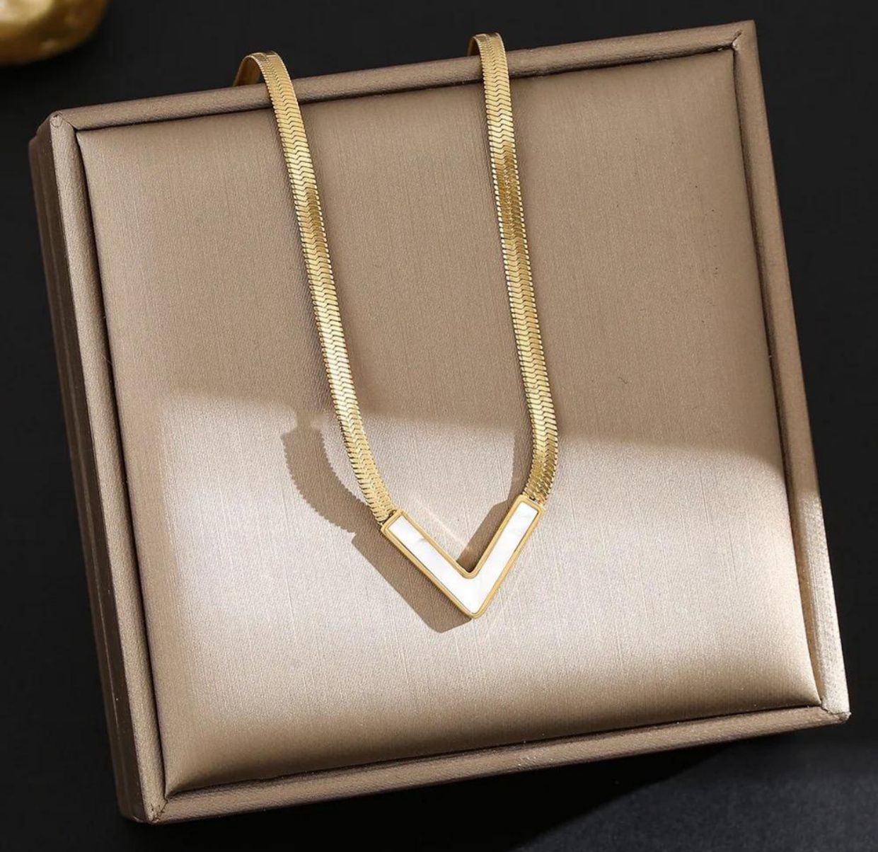 Premium Gold Chain Necklace Collection