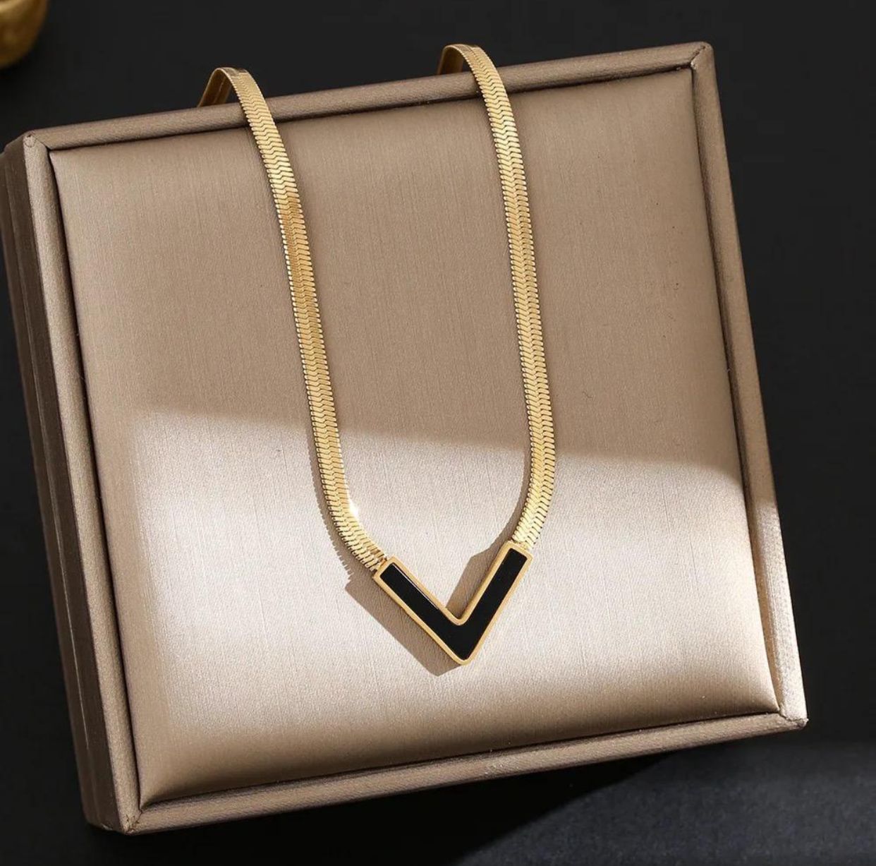 Premium Gold Chain Necklace Collection
