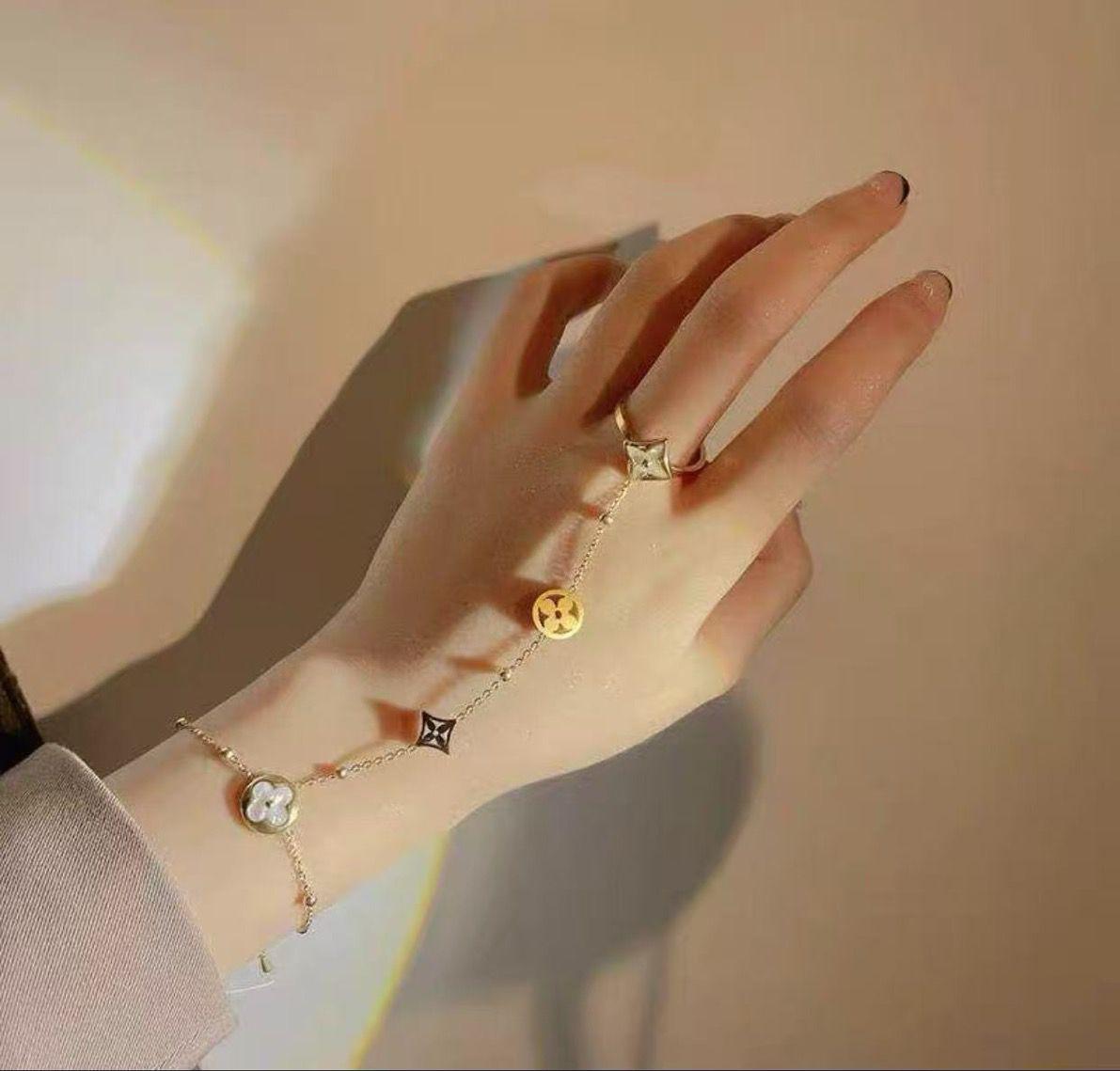 Ring Bracelet