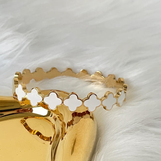 Classic Gold Bracelets - Bangle style | thejewelrylink.store
